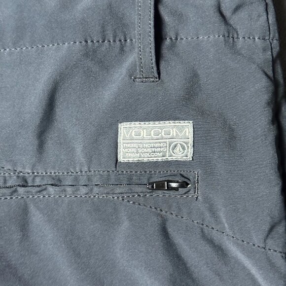 Volcom Men's Surf & Turf Hybrid Shorts Gray Flat Front 4-Way Stretch Size 36 - Picture 11 of 16